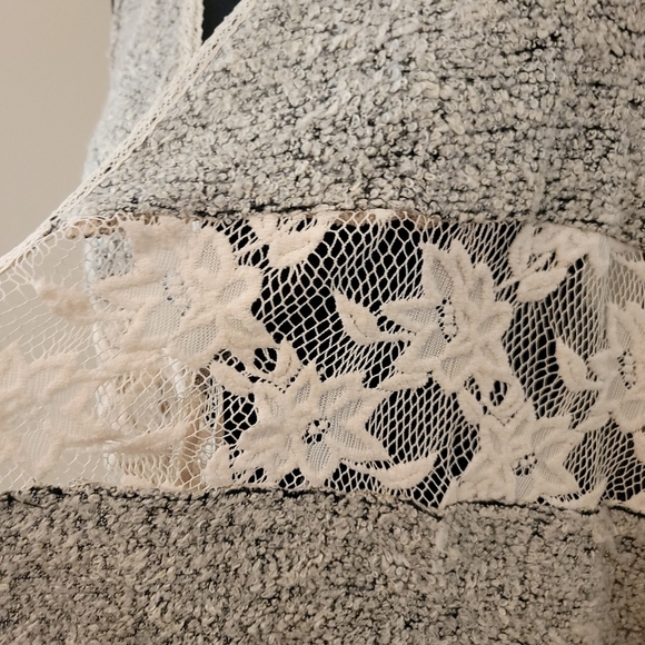 Ryu Anthropologie Mixed Media Boho Crochet Long Vest Size M/L - Picture 5 of 6